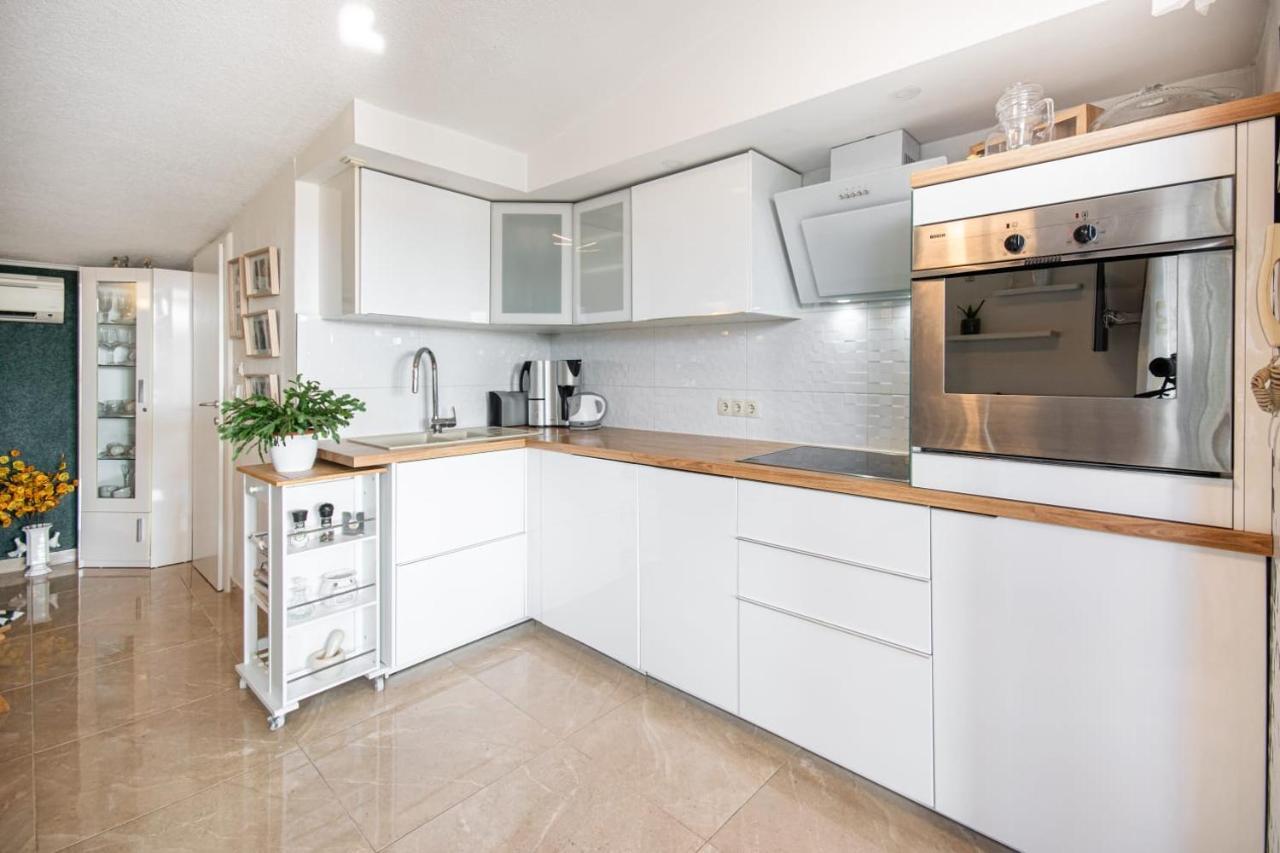 Holiday Home Nevera Makarska Ngoại thất bức ảnh