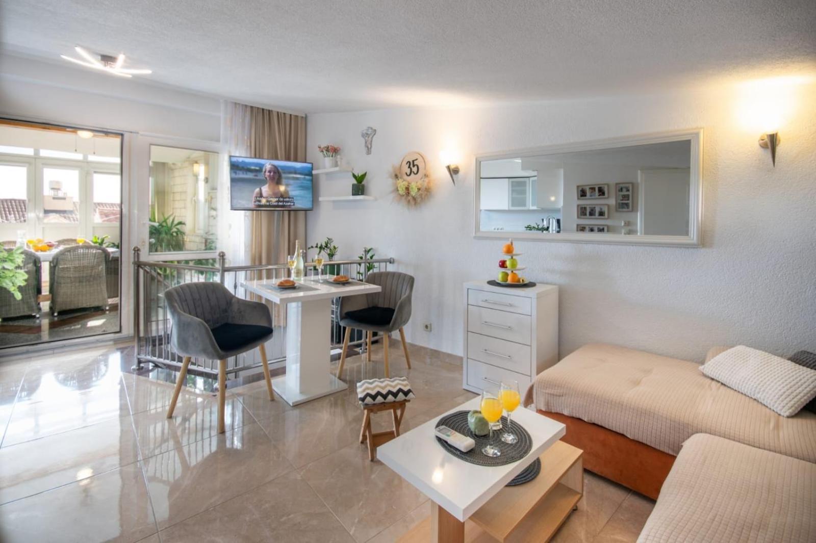 Holiday Home Nevera Makarska Ngoại thất bức ảnh
