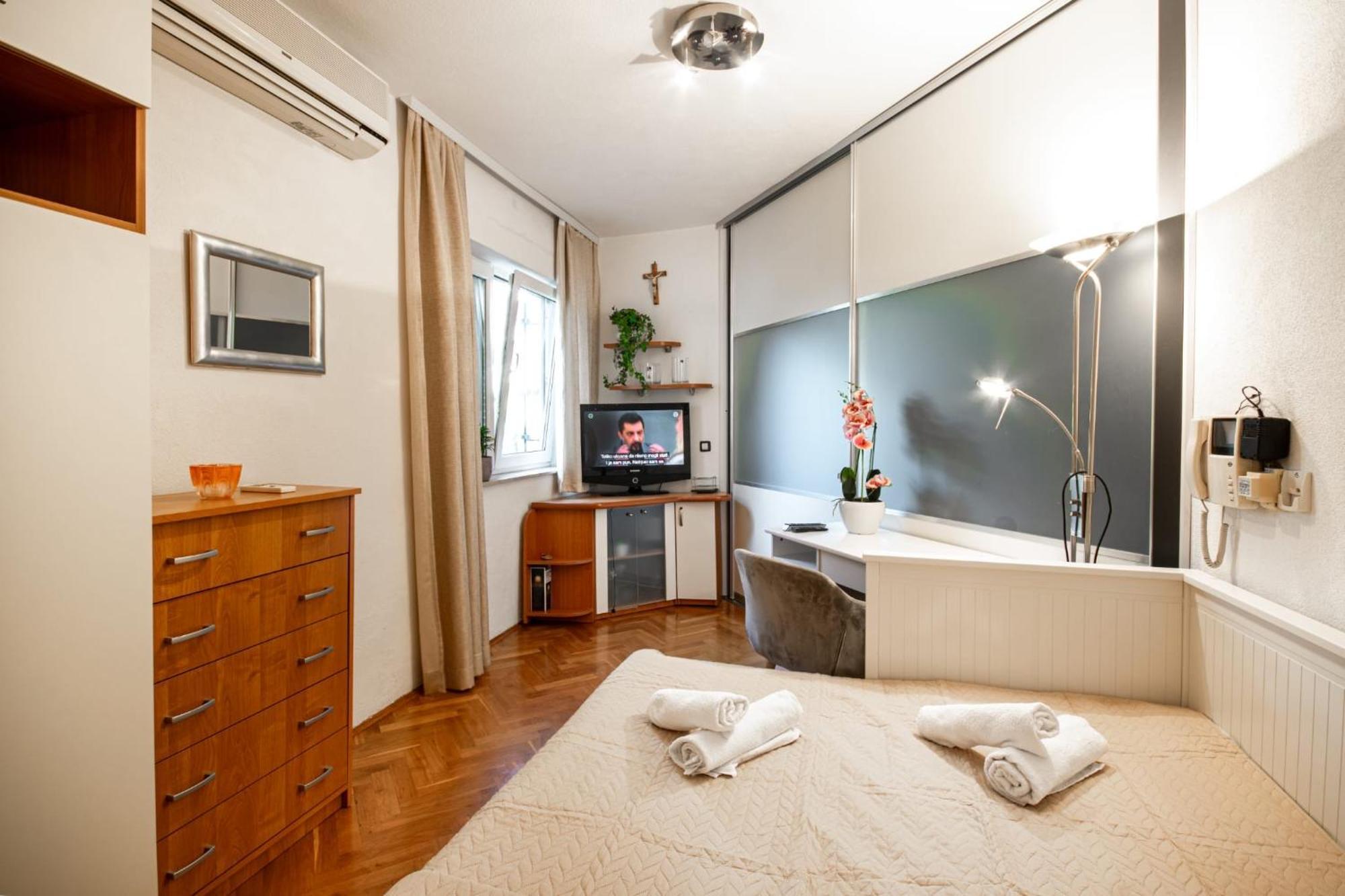 Holiday Home Nevera Makarska Ngoại thất bức ảnh